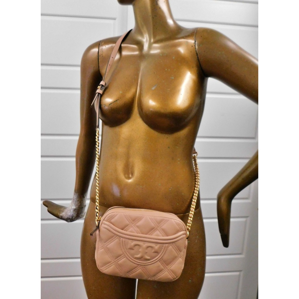 New Tory Burch Fleming Pink Quilted Camera Crossbody Shoulder‎ Bag NWOT - Picture 2 of 8